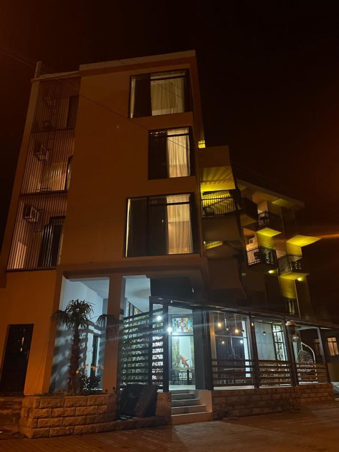 New House Kobuleti 2 Hotel Ngoại thất bức ảnh
