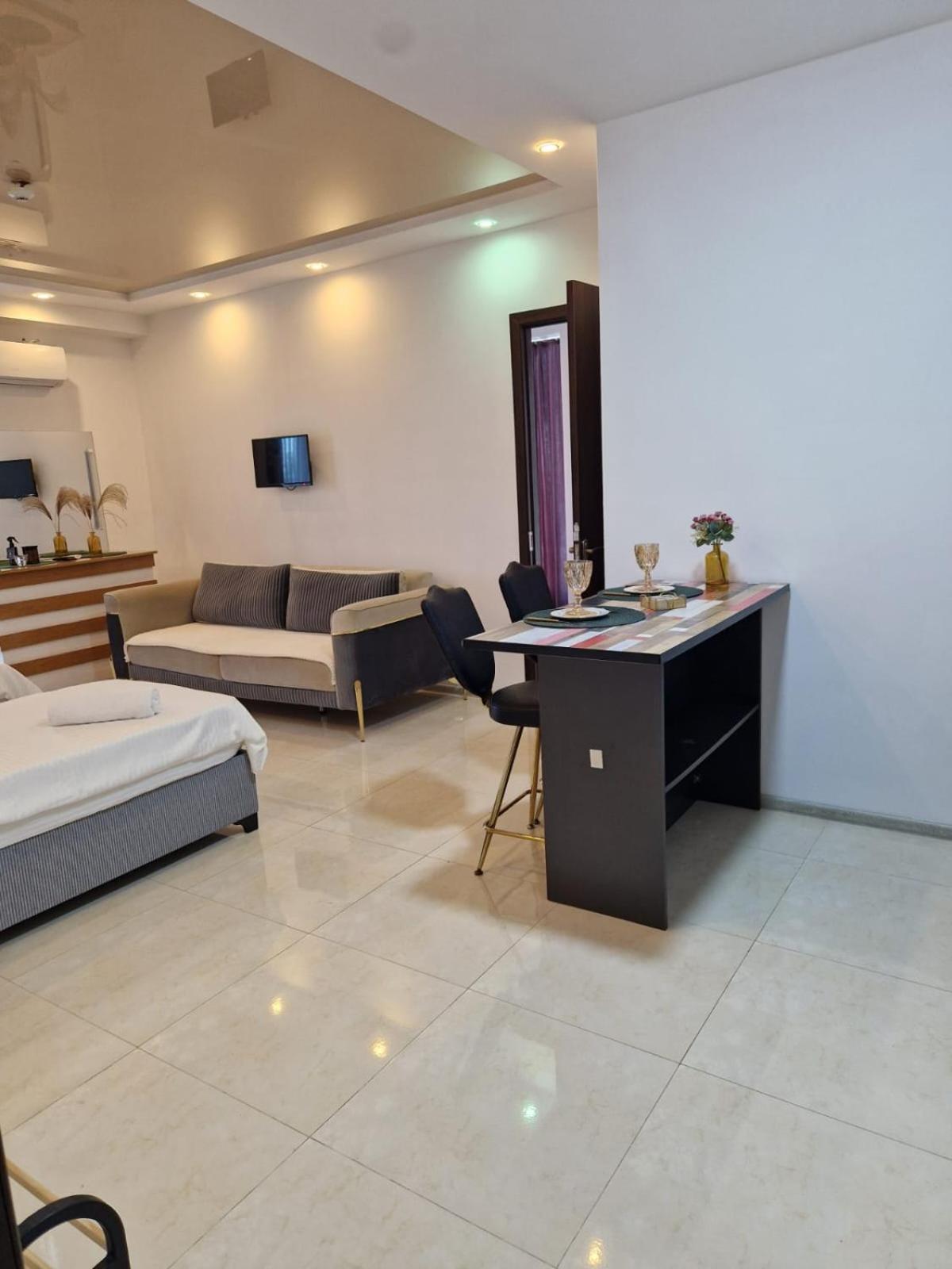 New House Kobuleti 2 Hotel Ngoại thất bức ảnh