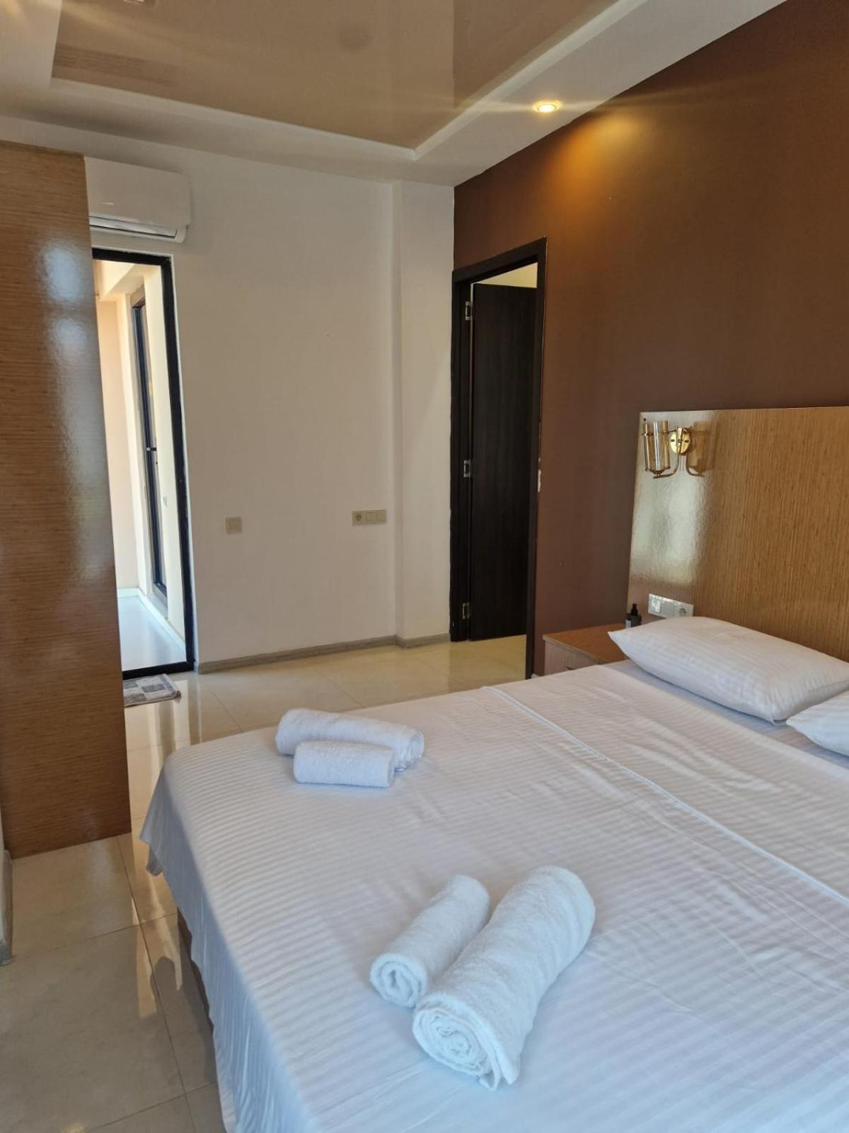 New House Kobuleti 2 Hotel Ngoại thất bức ảnh