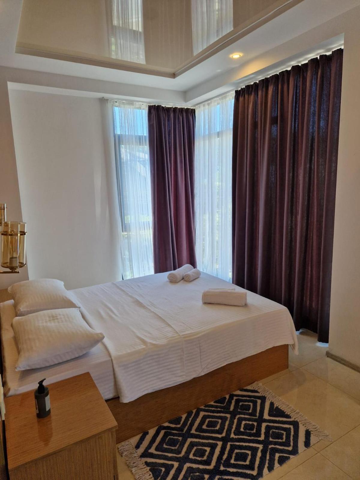 New House Kobuleti 2 Hotel Ngoại thất bức ảnh