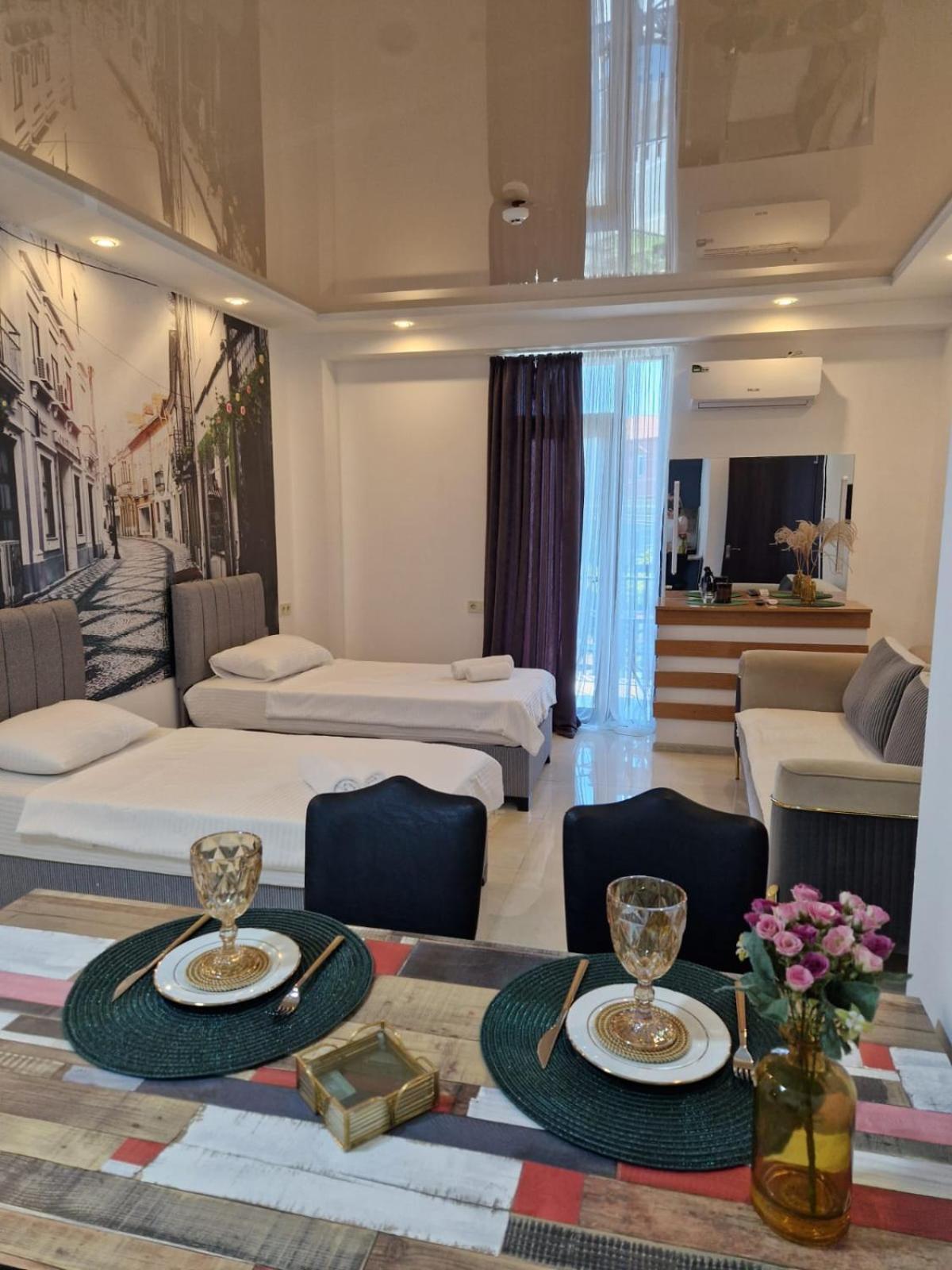 New House Kobuleti 2 Hotel Ngoại thất bức ảnh