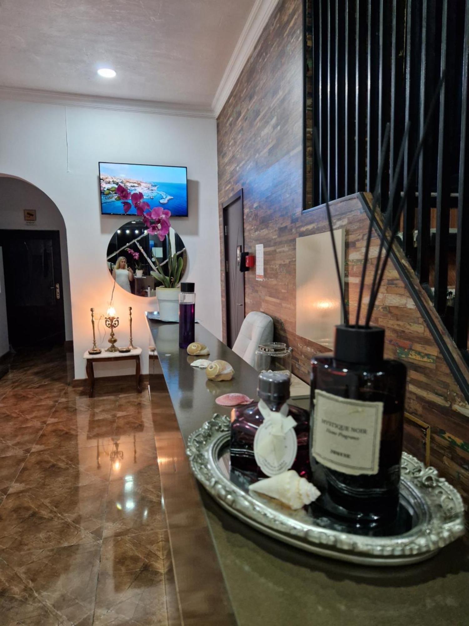 New House Kobuleti 2 Hotel Ngoại thất bức ảnh